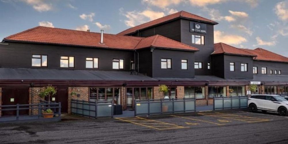 Four-Star Hotel Four-Star Hotel